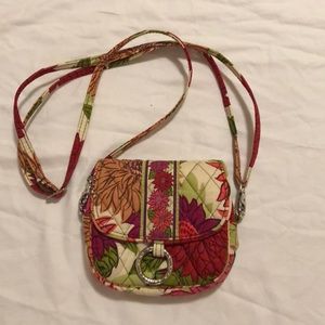 Vera Bradley Hello deliaha little hip crossbody